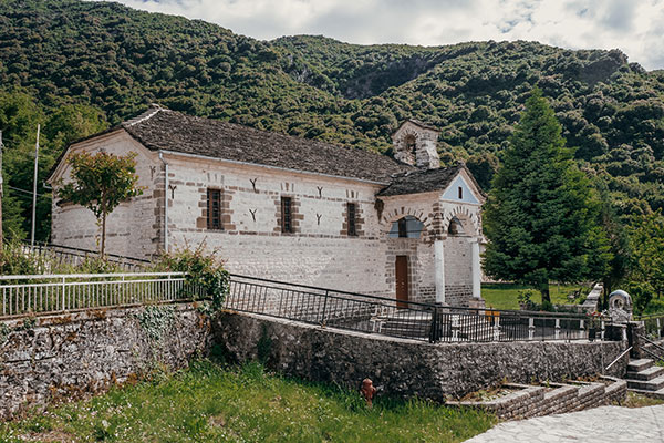 The Old School Hotel Συρράκο